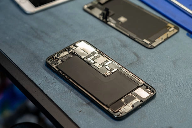 iPhone charging port repair in Orlando